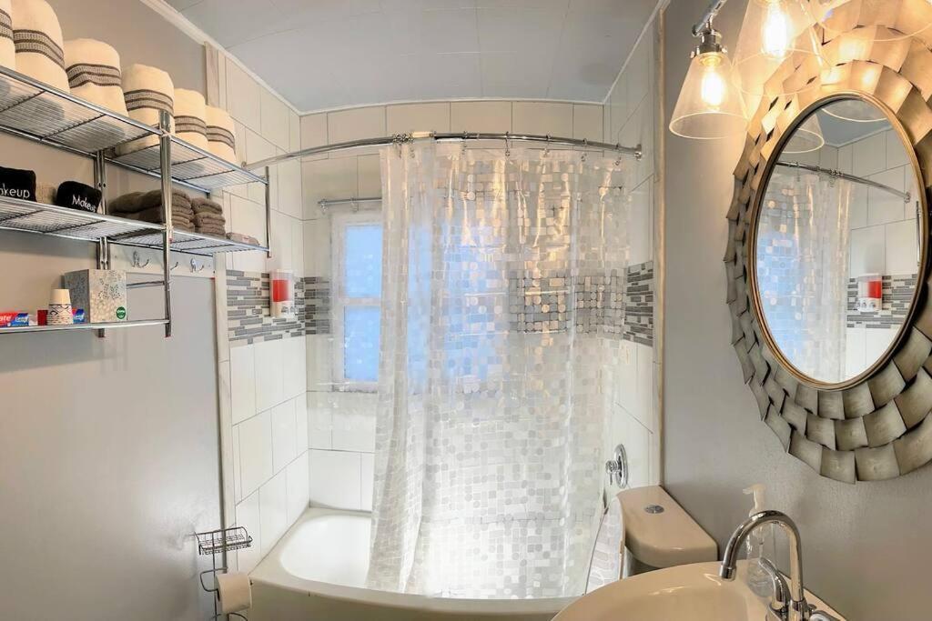 Apartament *King Bed/3Bds House Near Naval Base & 6Flags* Waukegan Zewnętrze zdjęcie