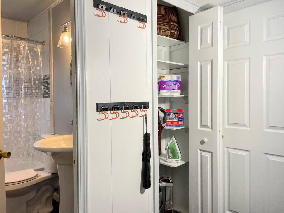 Apartament *King Bed/3Bds House Near Naval Base & 6Flags* Waukegan Zewnętrze zdjęcie